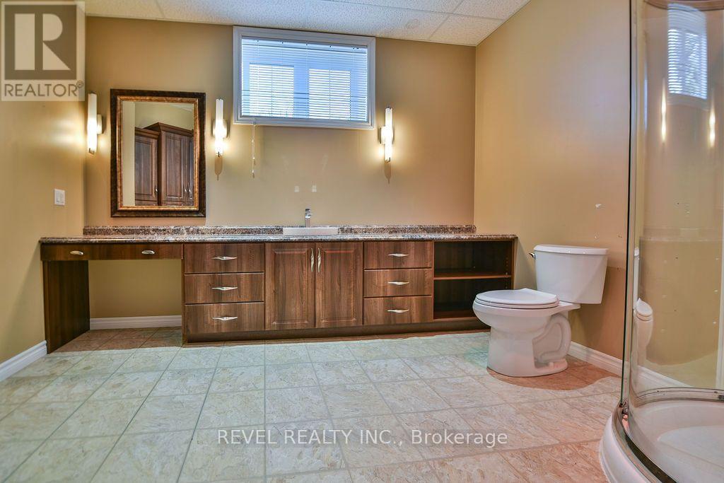 73 JV BONHOMME BOULEVARD - 32