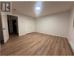 17 Wiltshire Avenue thumbnail 11