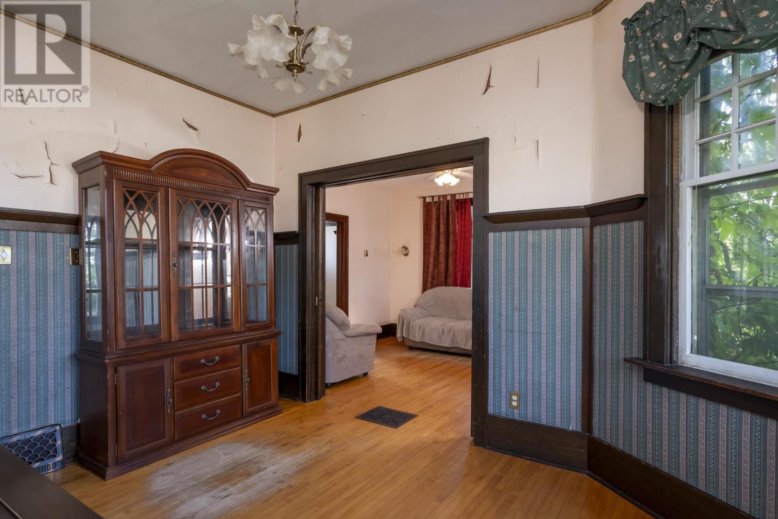 42 Gordon AVE - Image 11