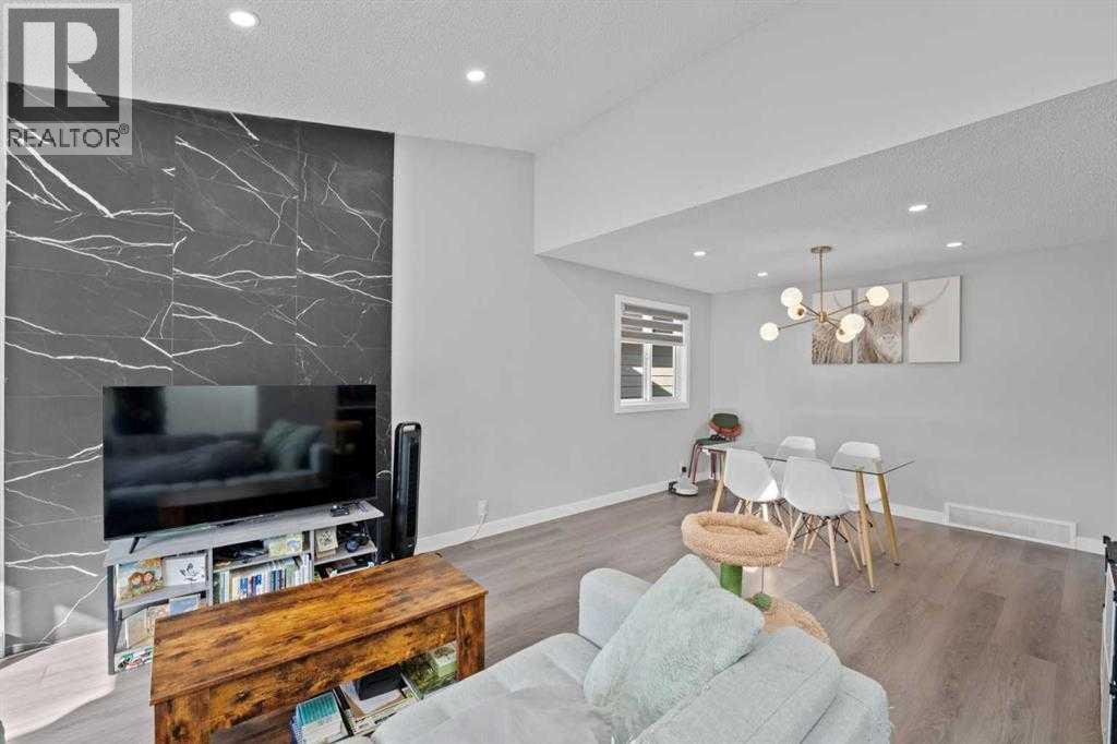 12 Cedargrove Road SW - 6