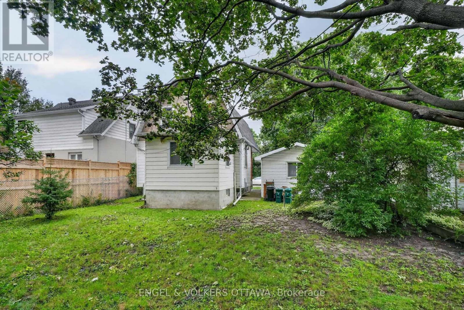 9 GENEVA STREET - Image 20