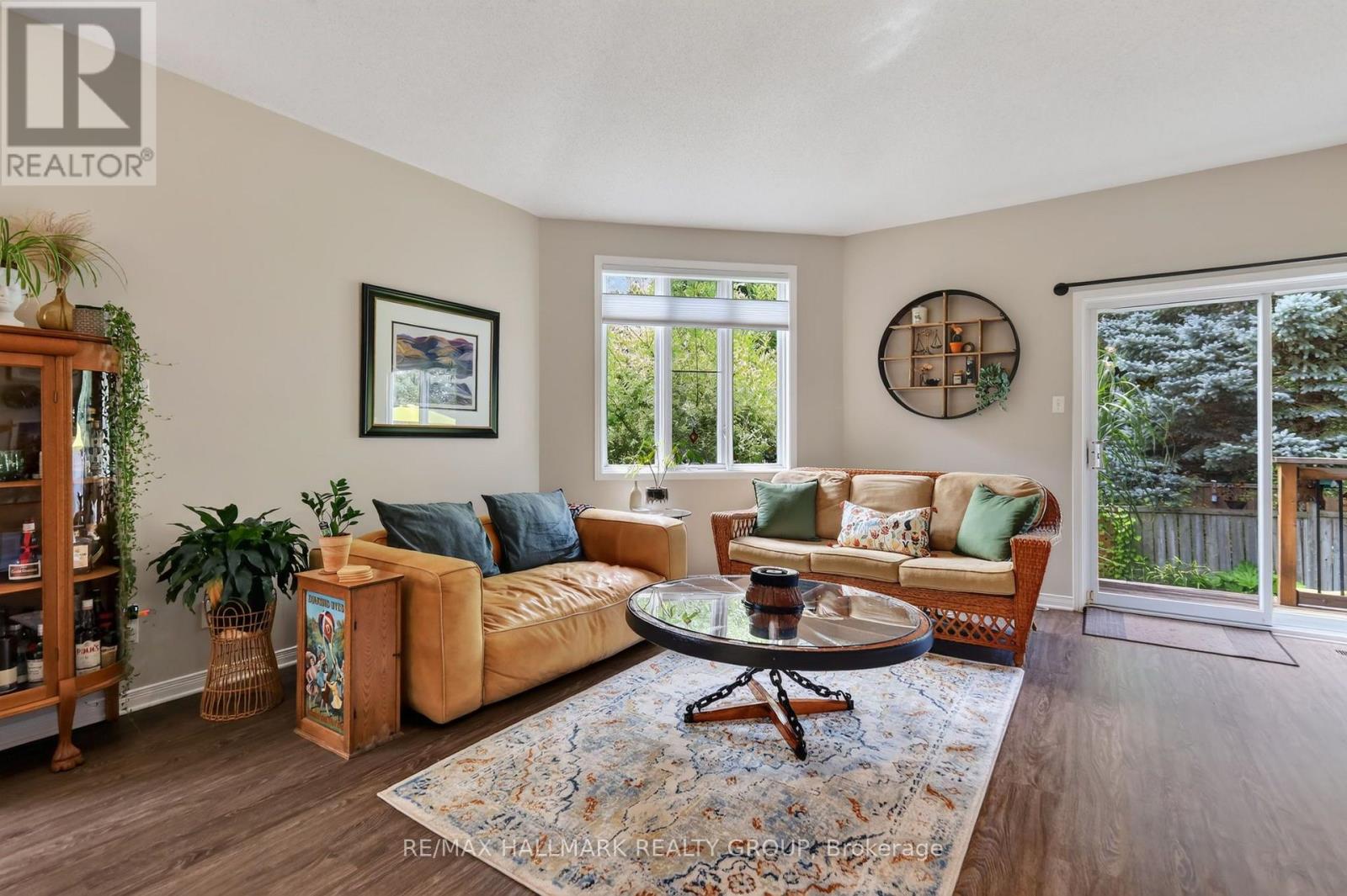 95 COLLEGE CIRCLE - Image 16