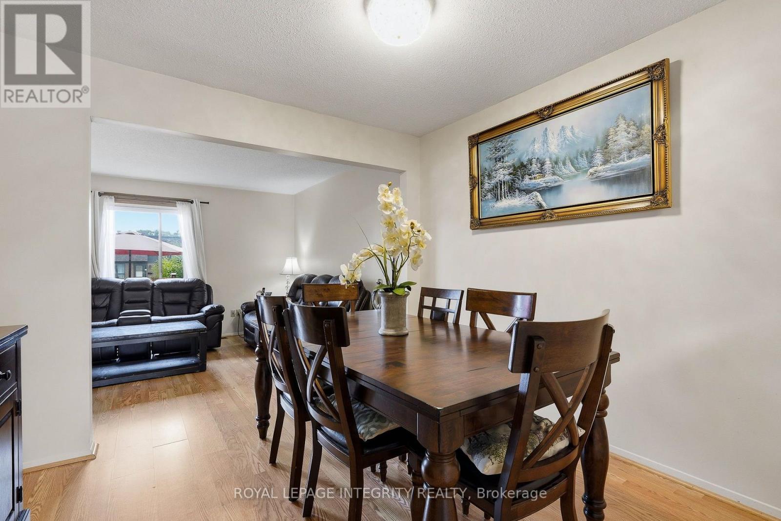##4 890 CAHILL DRIVE W - Image 11