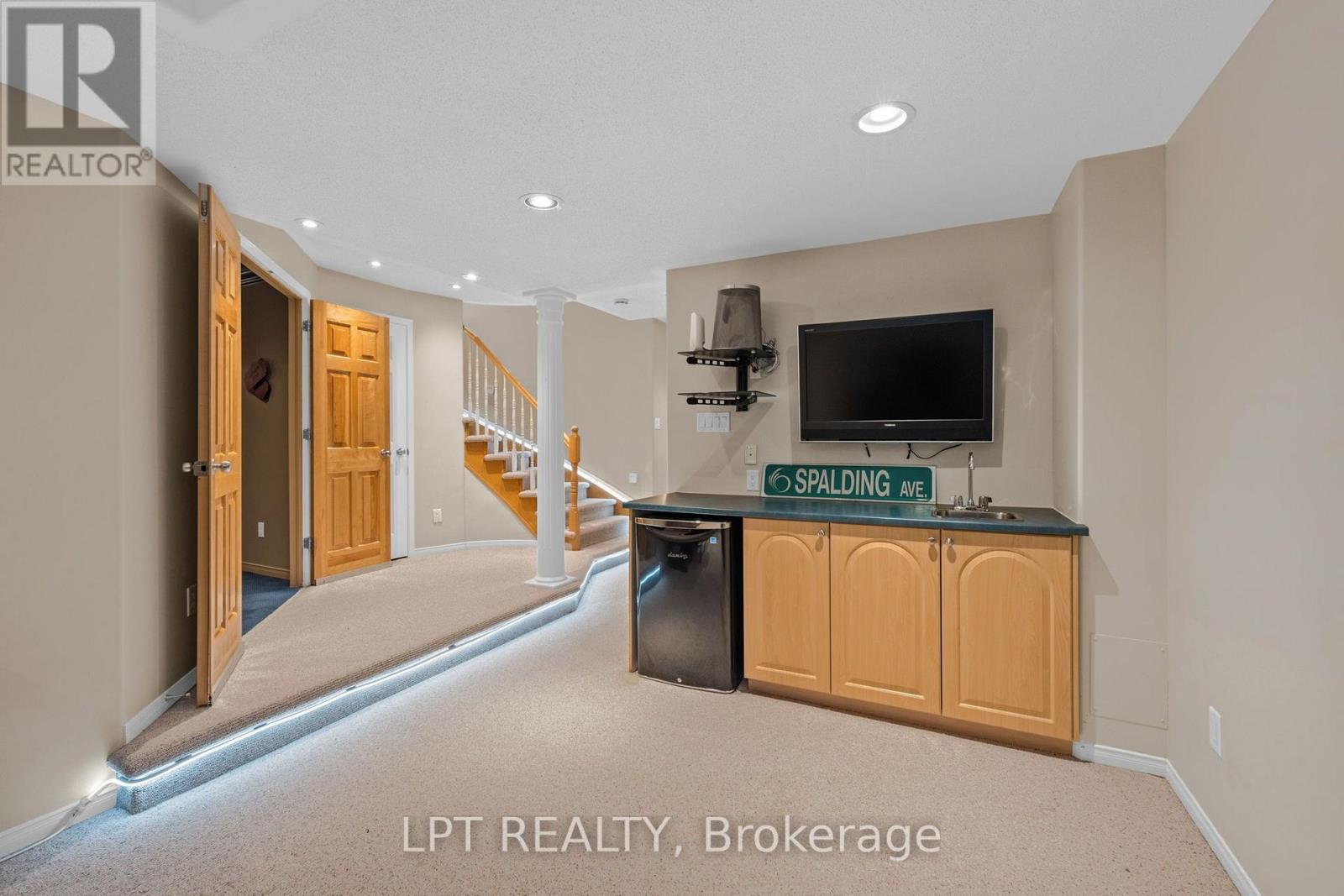 15 SPALDING AVENUE - Image 38