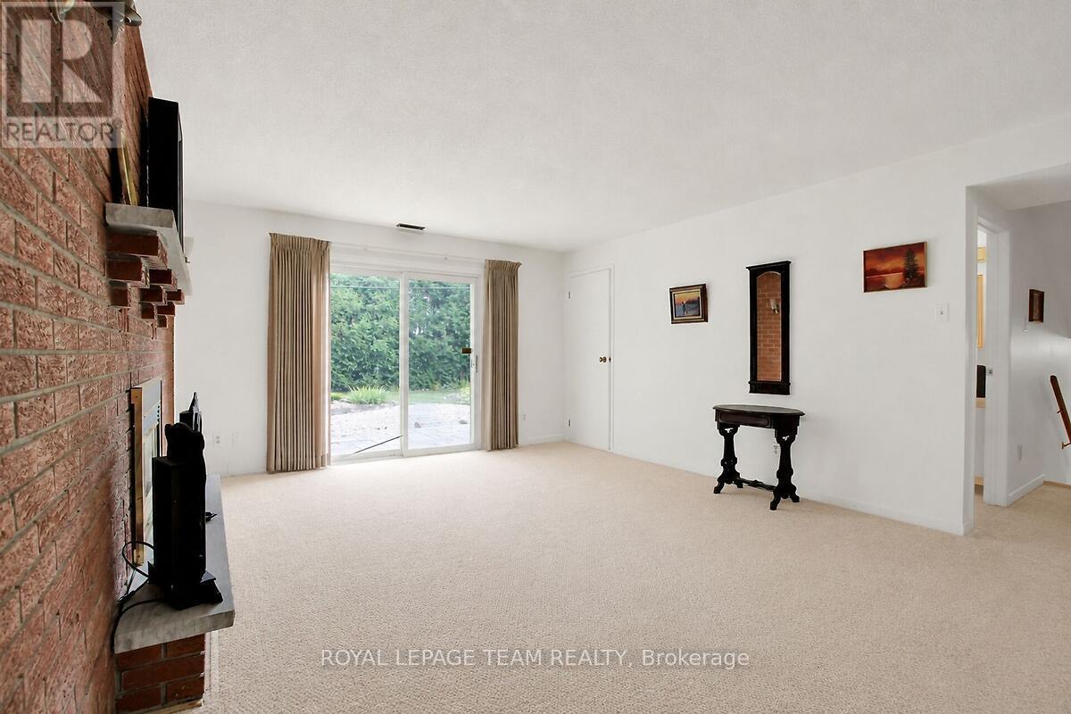 31 ROSS STREET - 36