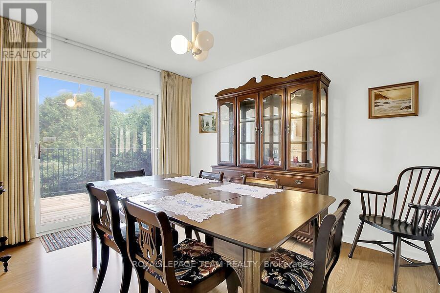 31 ROSS STREET - 9