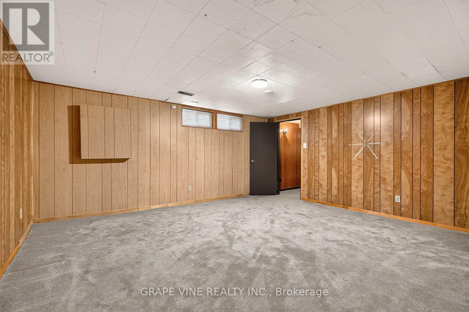 1486 RIDGEBROOK DRIVE - Image 31