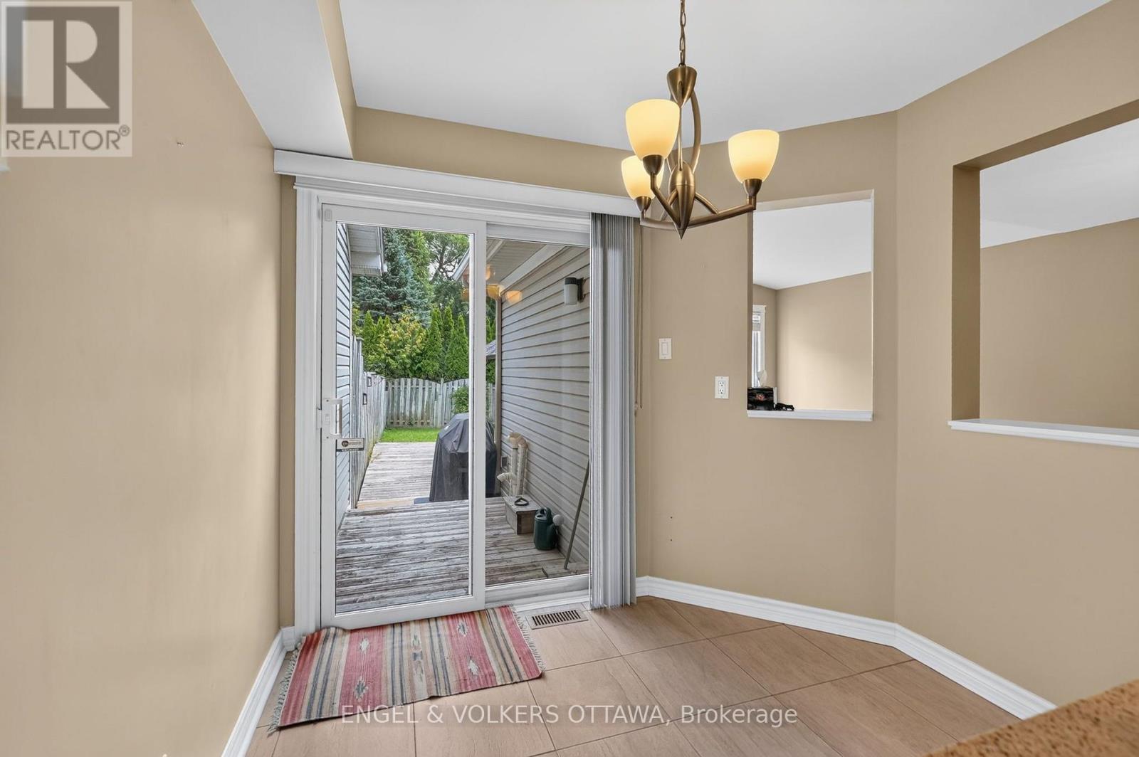 173 HEARST WAY - Image 12