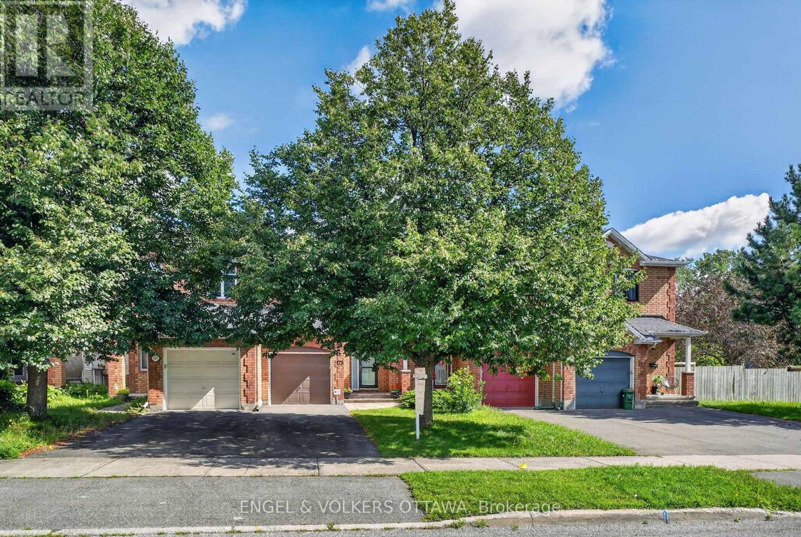 173 HEARST WAY - 27