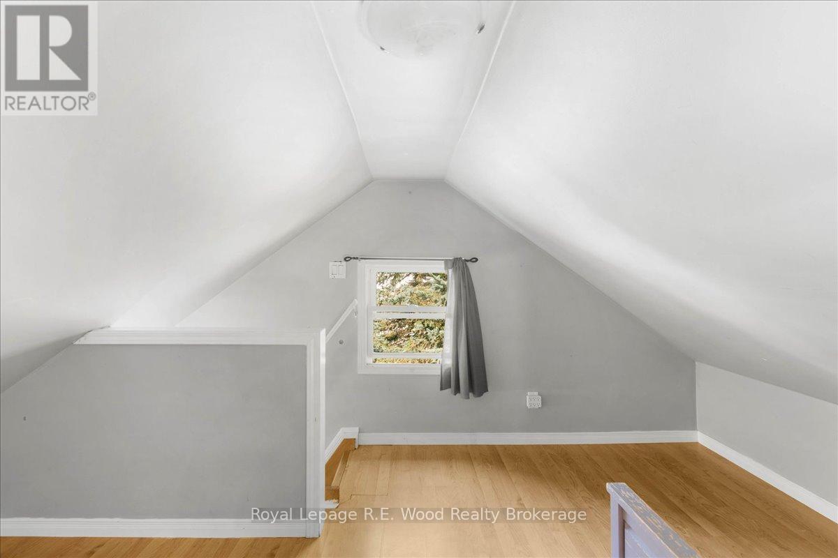 7 MILL STREET W - Image 13
