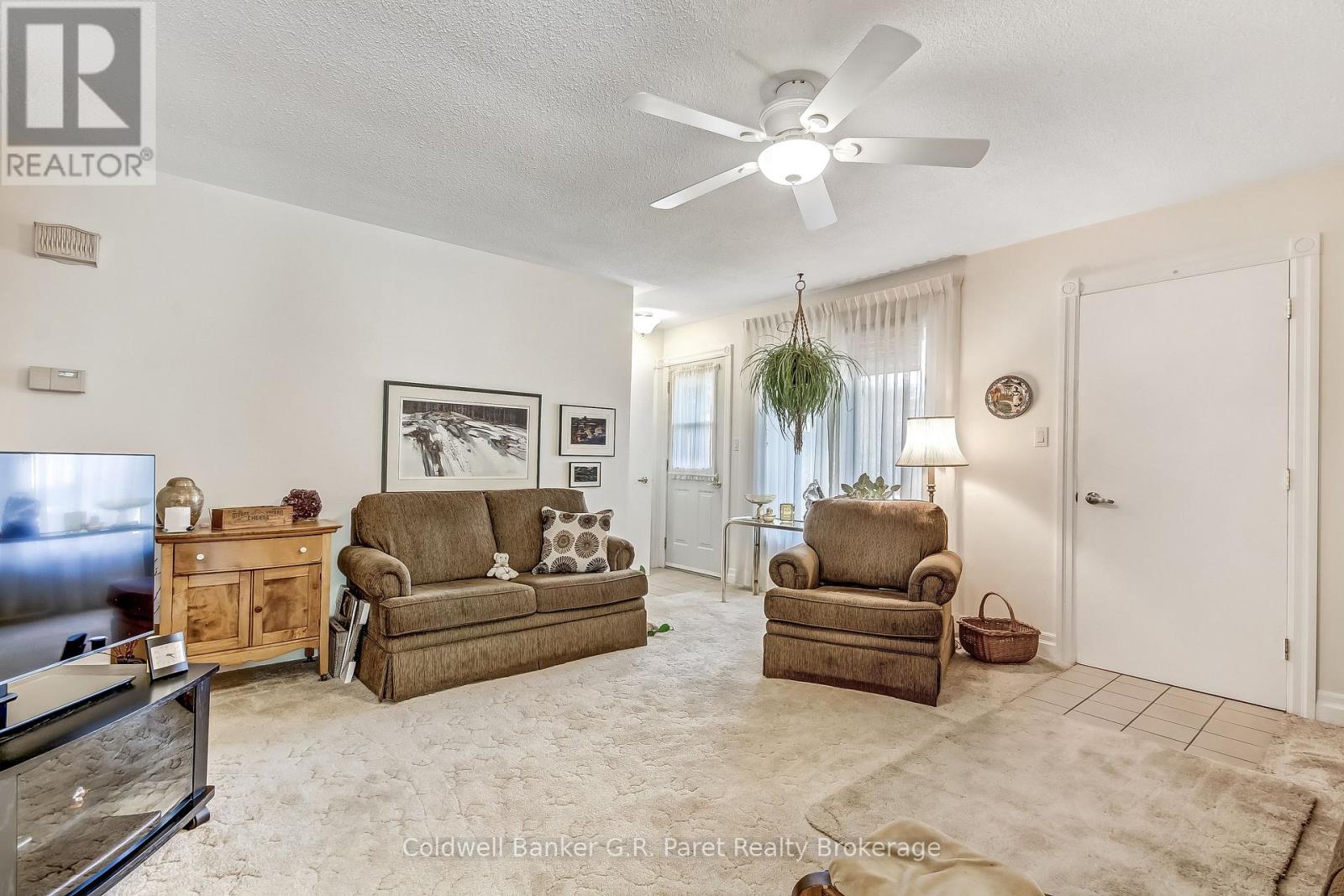 28 WOODCOCK DRIVE - 11