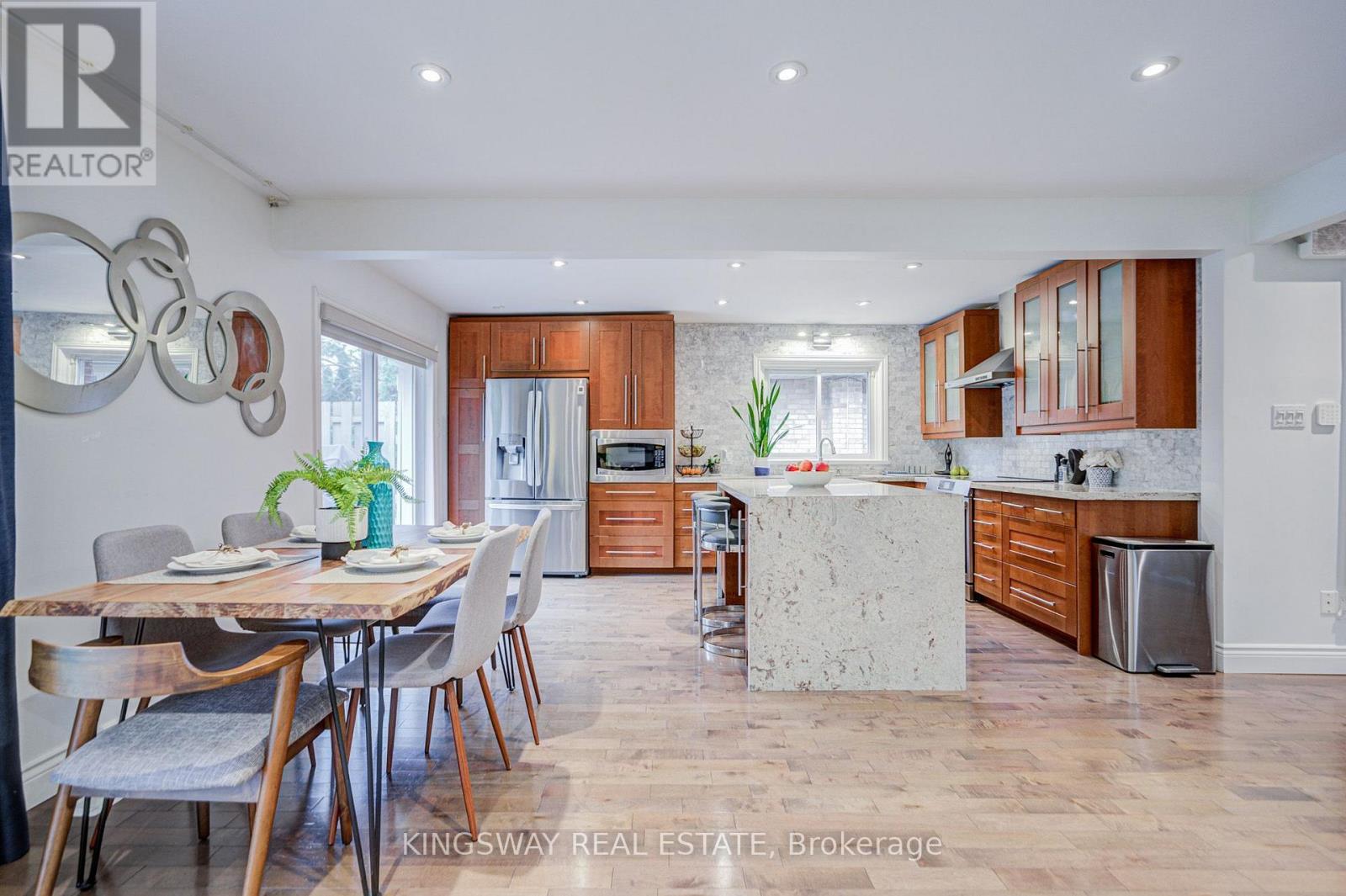 20 WIGMORE DRIVE - 11