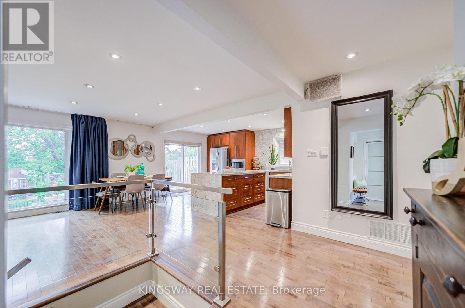 20 WIGMORE DRIVE - 4