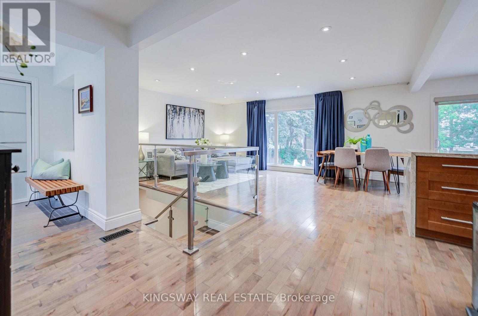 20 WIGMORE DRIVE - 5