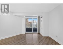 829 - 15 Northtown Way, Toronto, ON M2N7A2 Photo 17