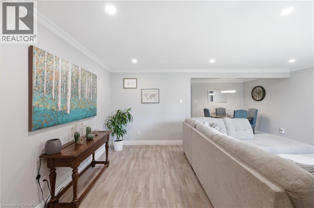 25 FLINT Drive - Image 4