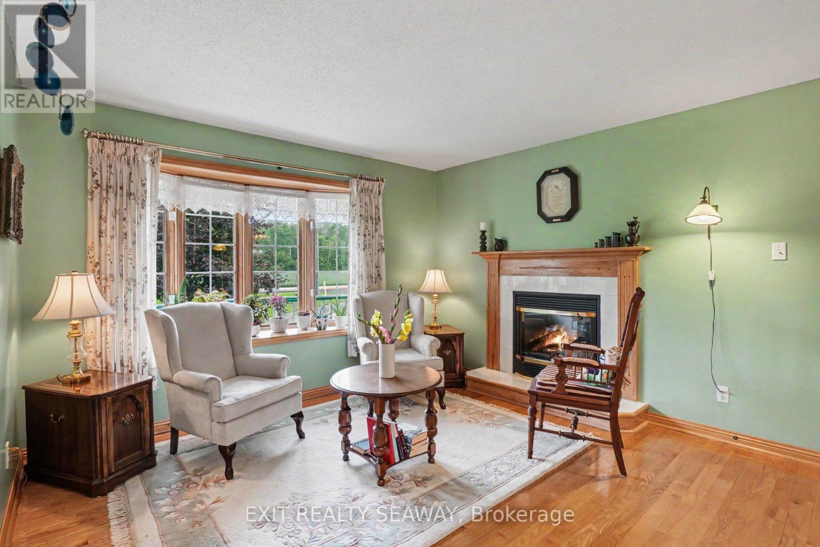 4557 CARMAN ROAD - Image 13
