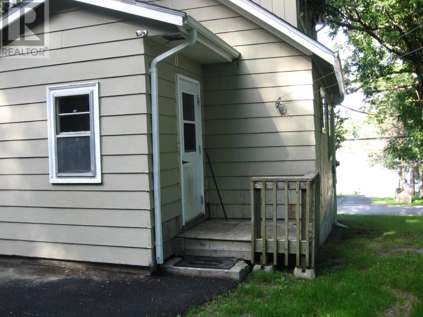 Property 7 of 22 of 166 West Street