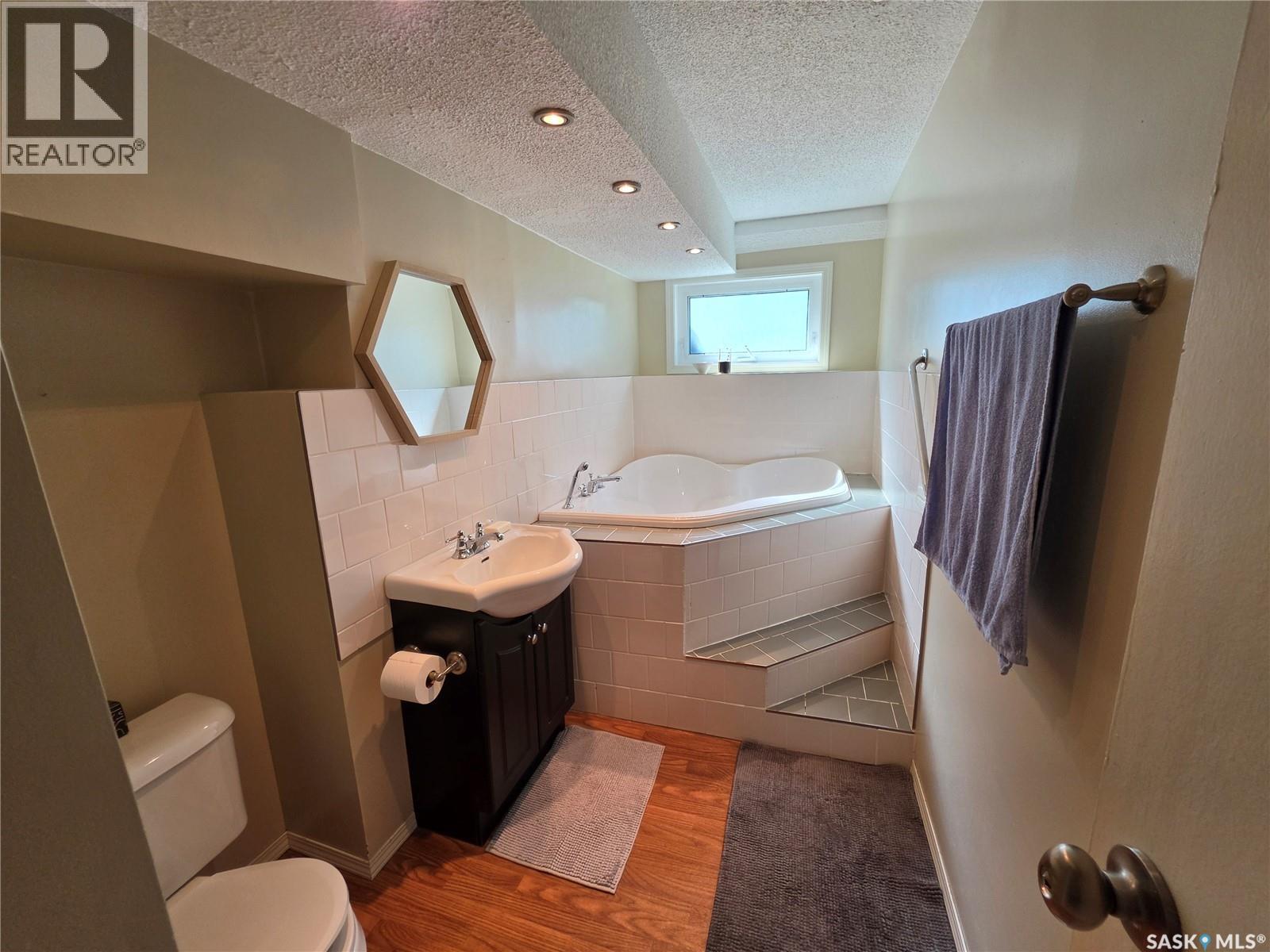 58 Dunfield CRESCENT - Image 18