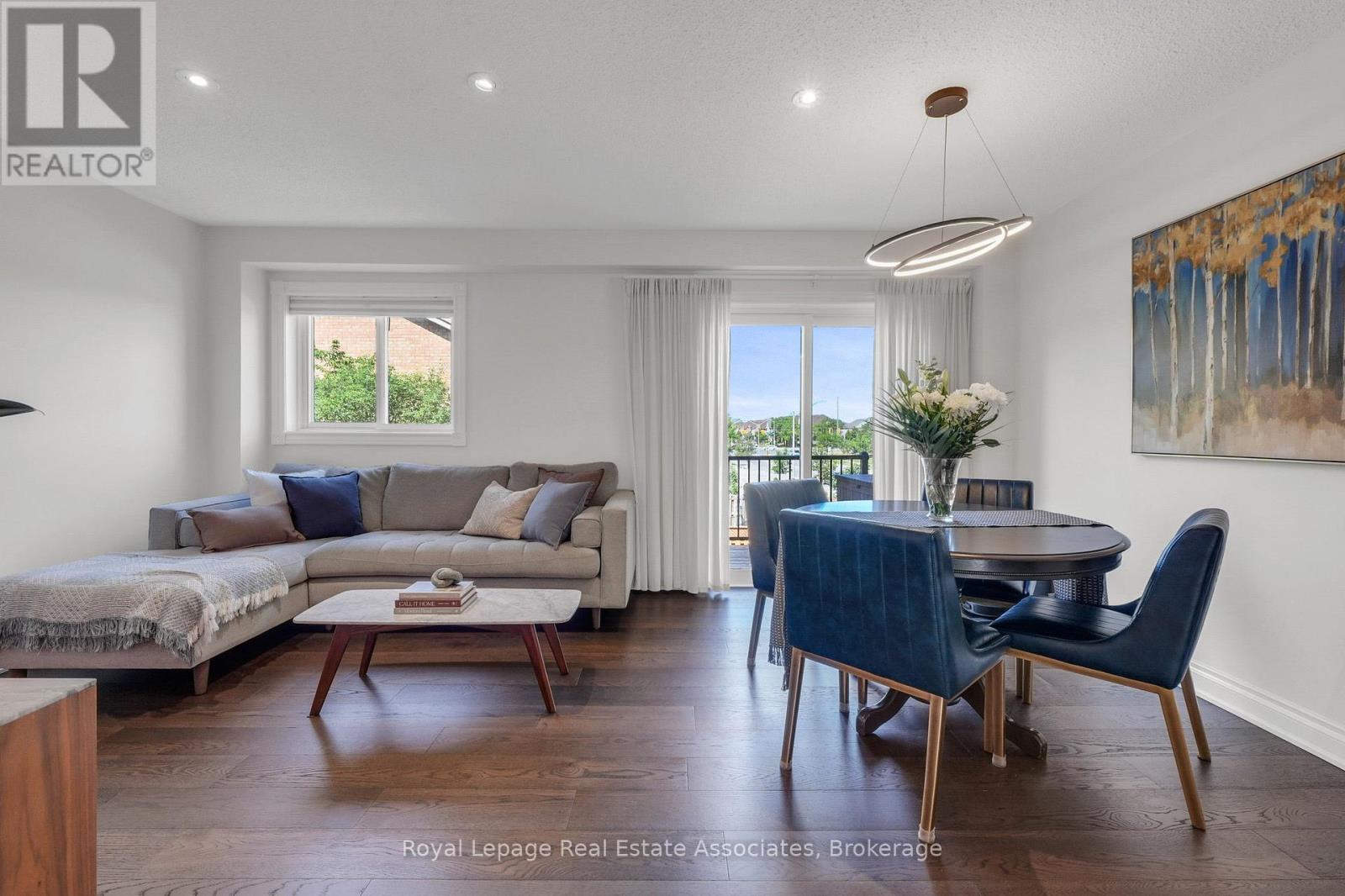 8 PRESTWICK AVENUE - 15