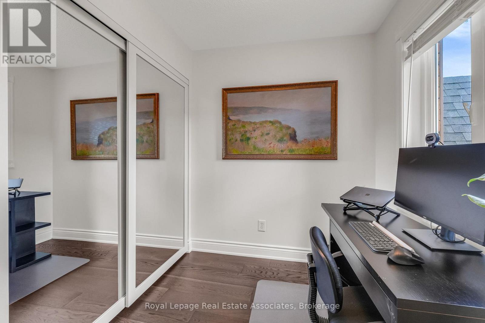 8 PRESTWICK AVENUE - Image 34