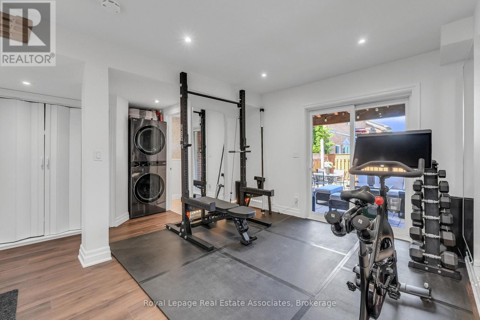8 PRESTWICK AVENUE - Image 36