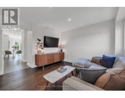 8 Prestwick Avenue, Vaughan, ON L6A2B6 Photo 12