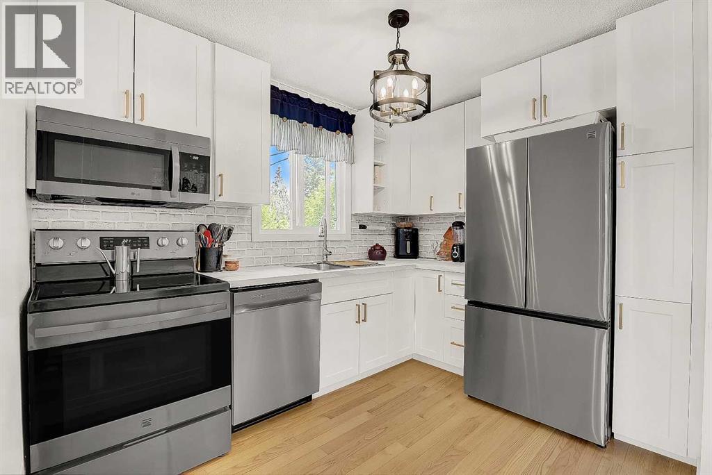 9622 108 Avenue - Image 12