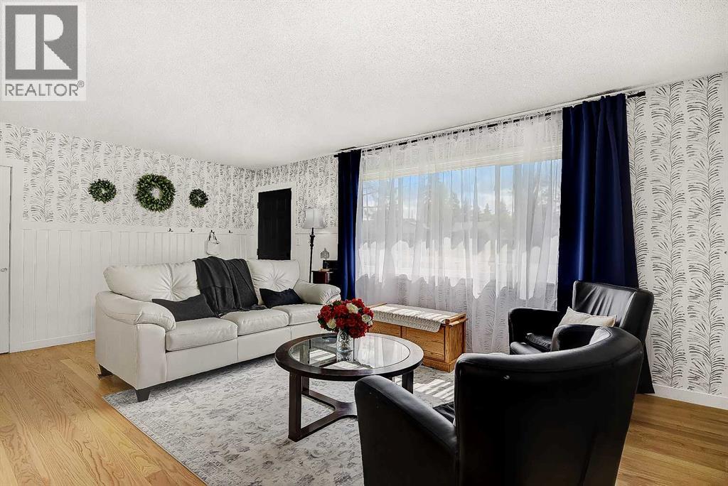 9622 108 Avenue - Image 6