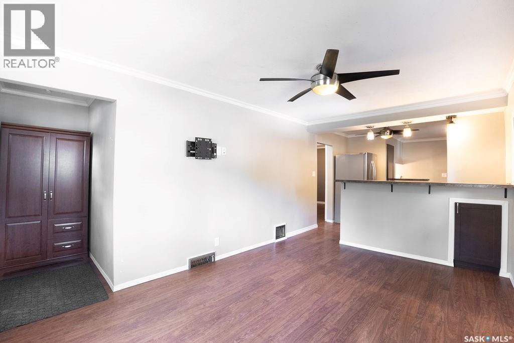 702 29th STREET W - Image 5