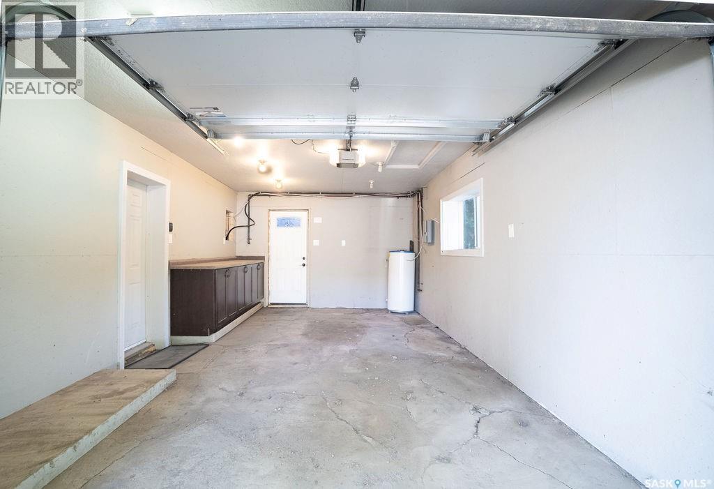 702 29th STREET W - Image 21