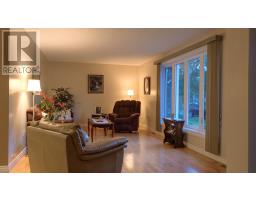 19 Elmwood Crescent thumbnail 5