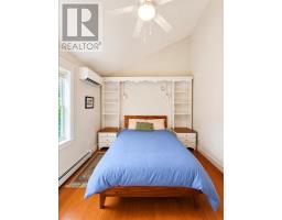 12-20 Meadow Lane thumbnail 30