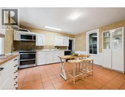 318 Guelph Avenue, Cambridge, ON N3C4A5 Photo 15