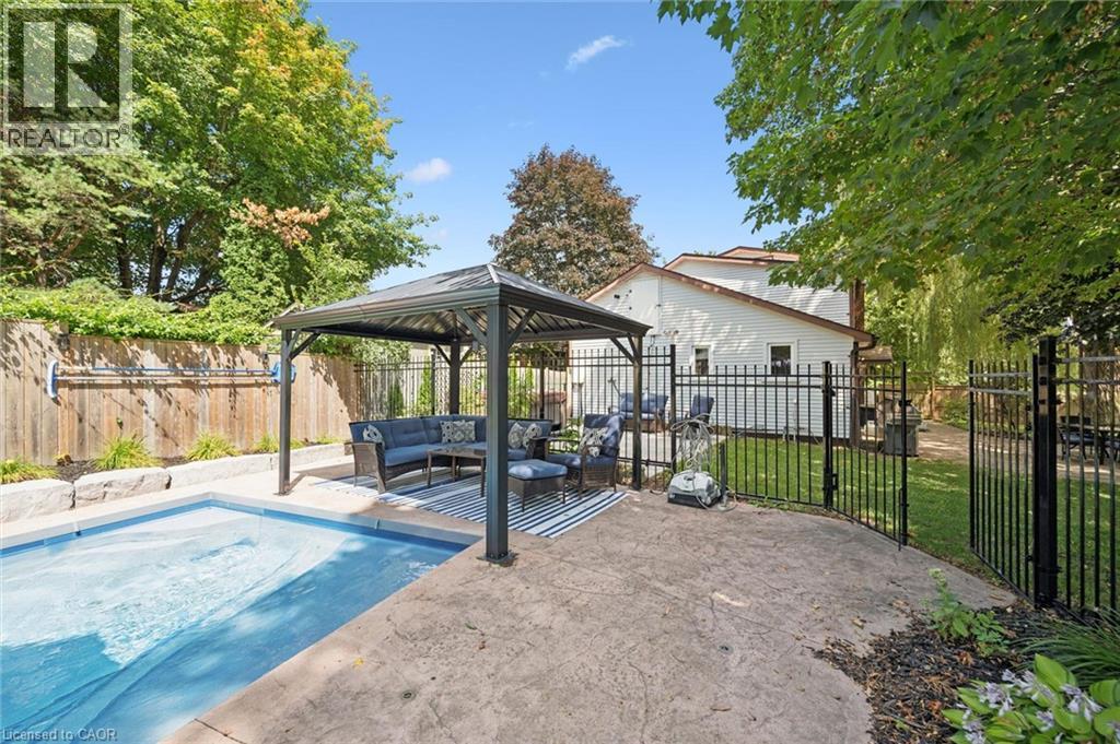 318 GUELPH Avenue - Image 39