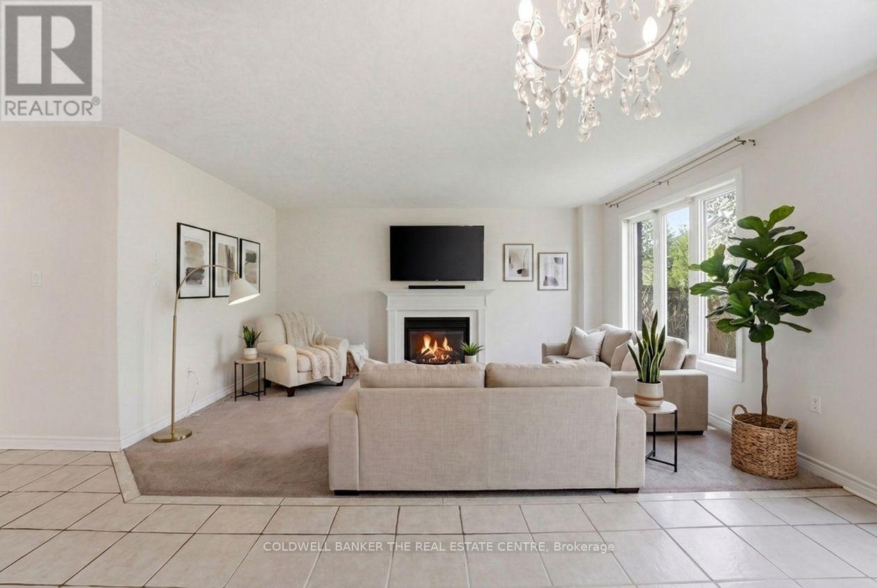 44 PRINCE WILLIAM WAY - Image 4