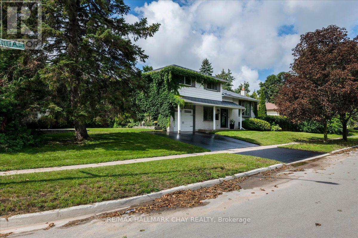 Property for sale at 19 HIGHCROFT ROAD