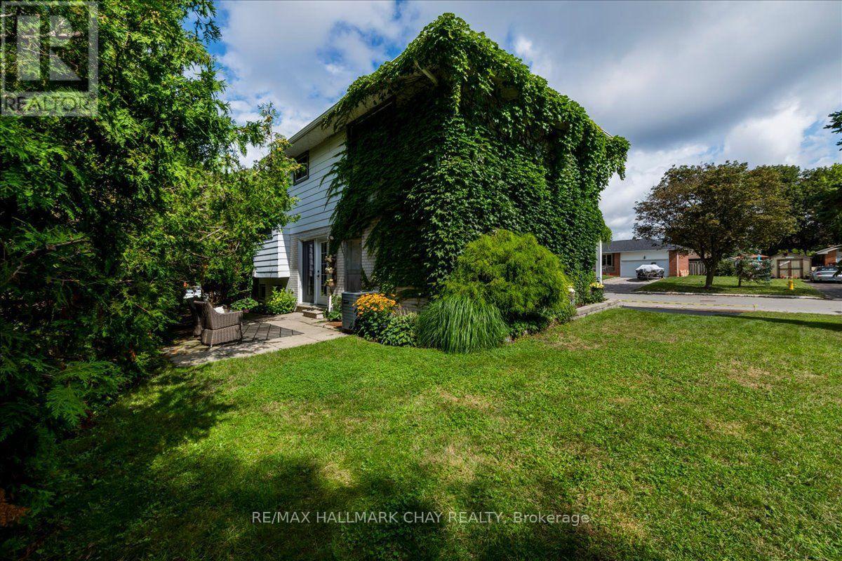 19 HIGHCROFT ROAD - Image 34