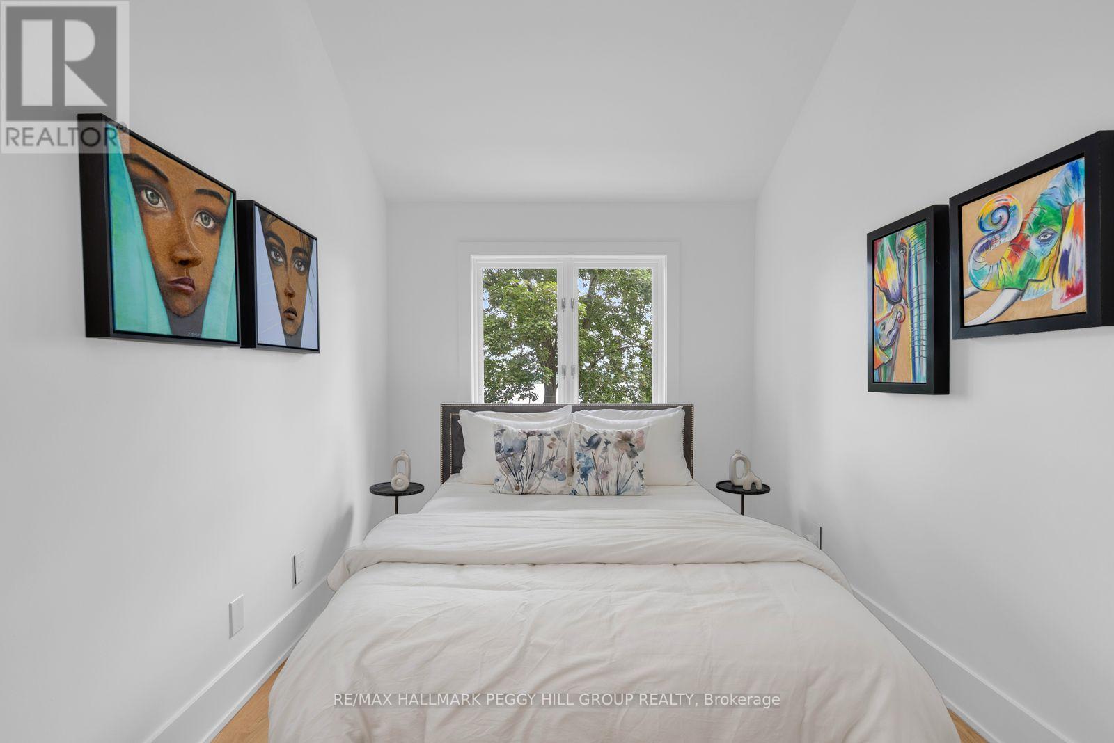11 CRESTWOOD DRIVE - 15