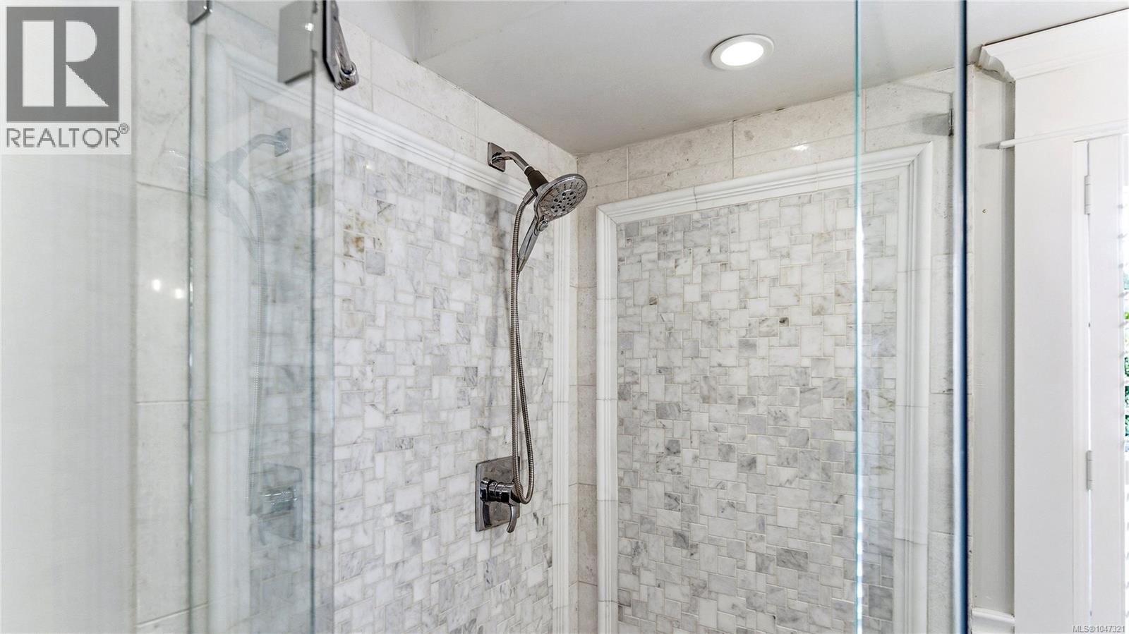 1721 Amphion St - Image 17