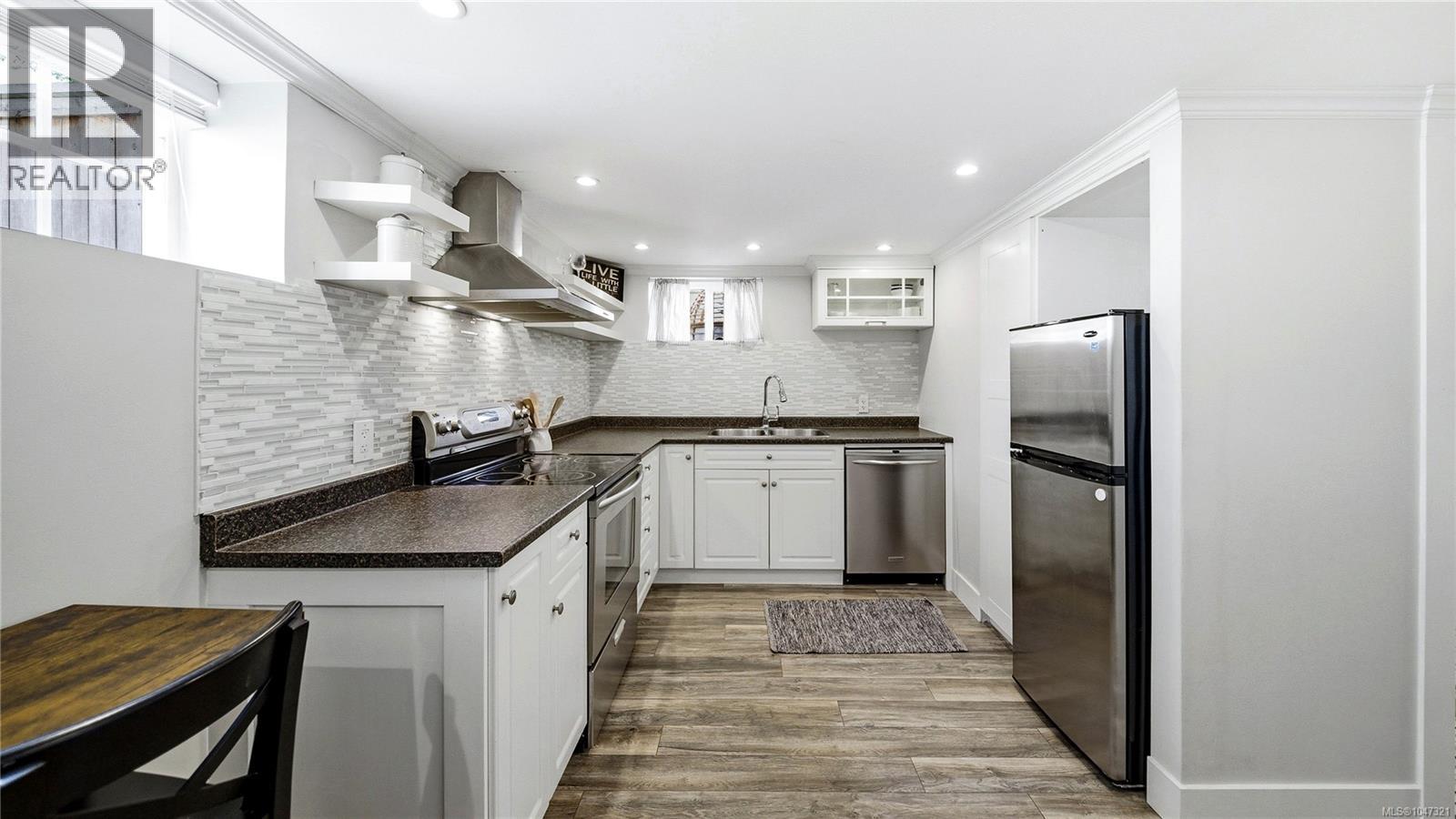 1721 Amphion St - Image 30