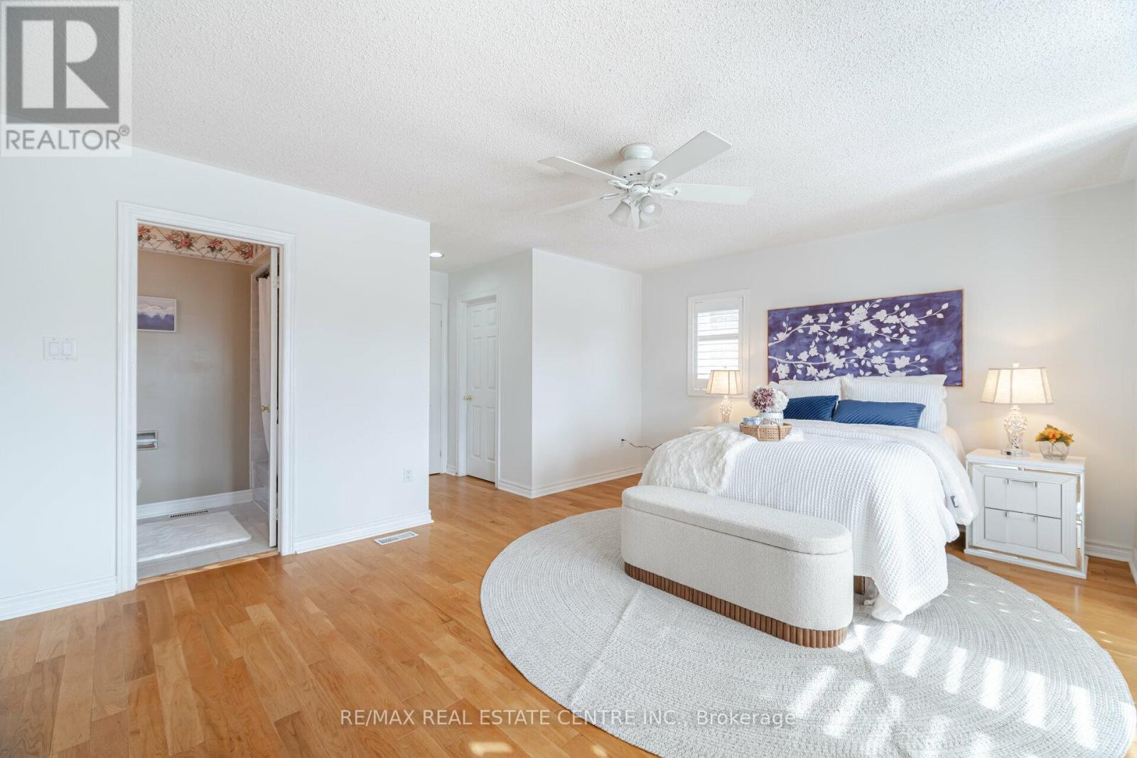 2485 STRATHMORE CRESCENT N - 28