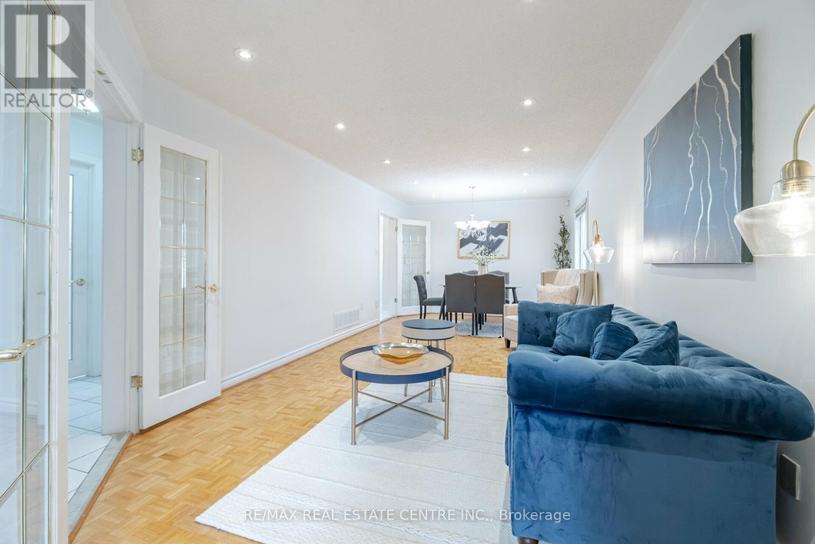 2485 STRATHMORE CRESCENT N - 9