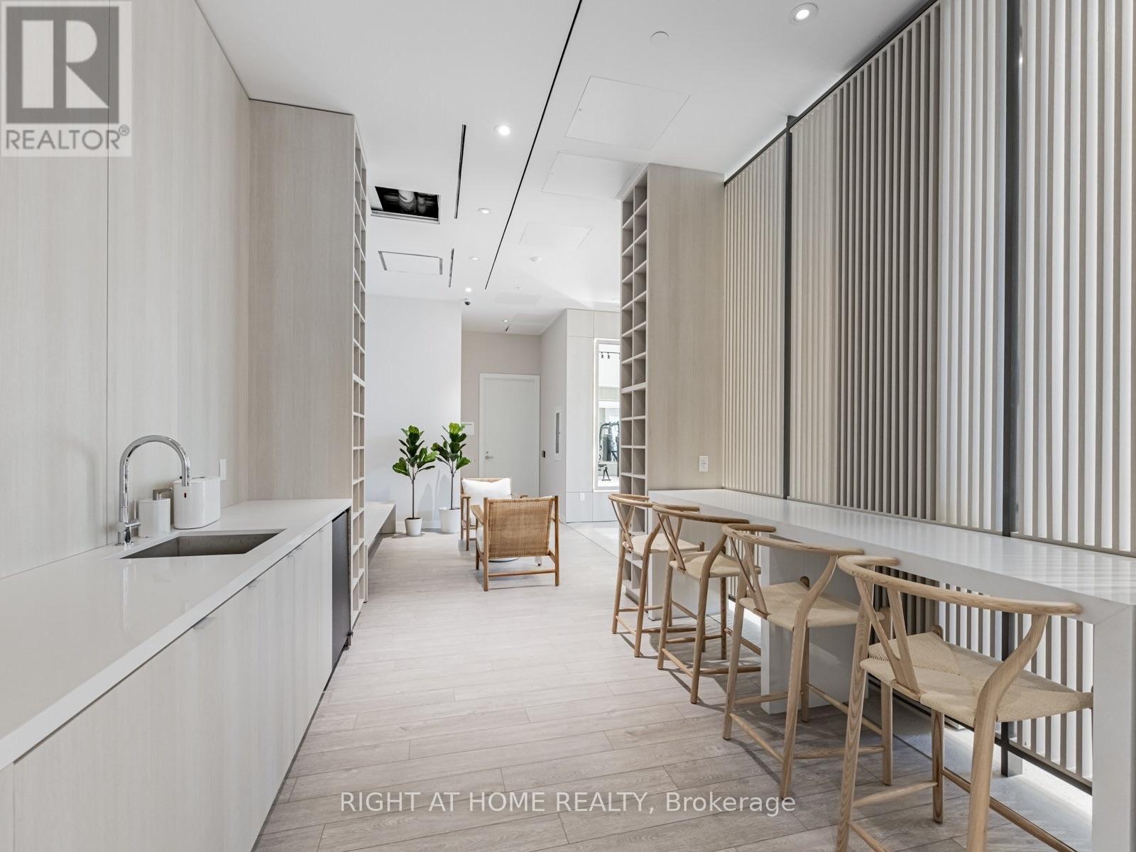 #1016 28 ANN STREET - Image 35