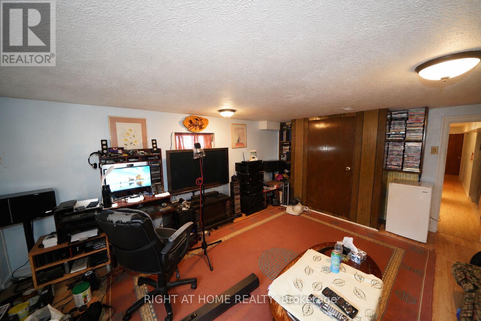 65 SALEM AVENUE - 14