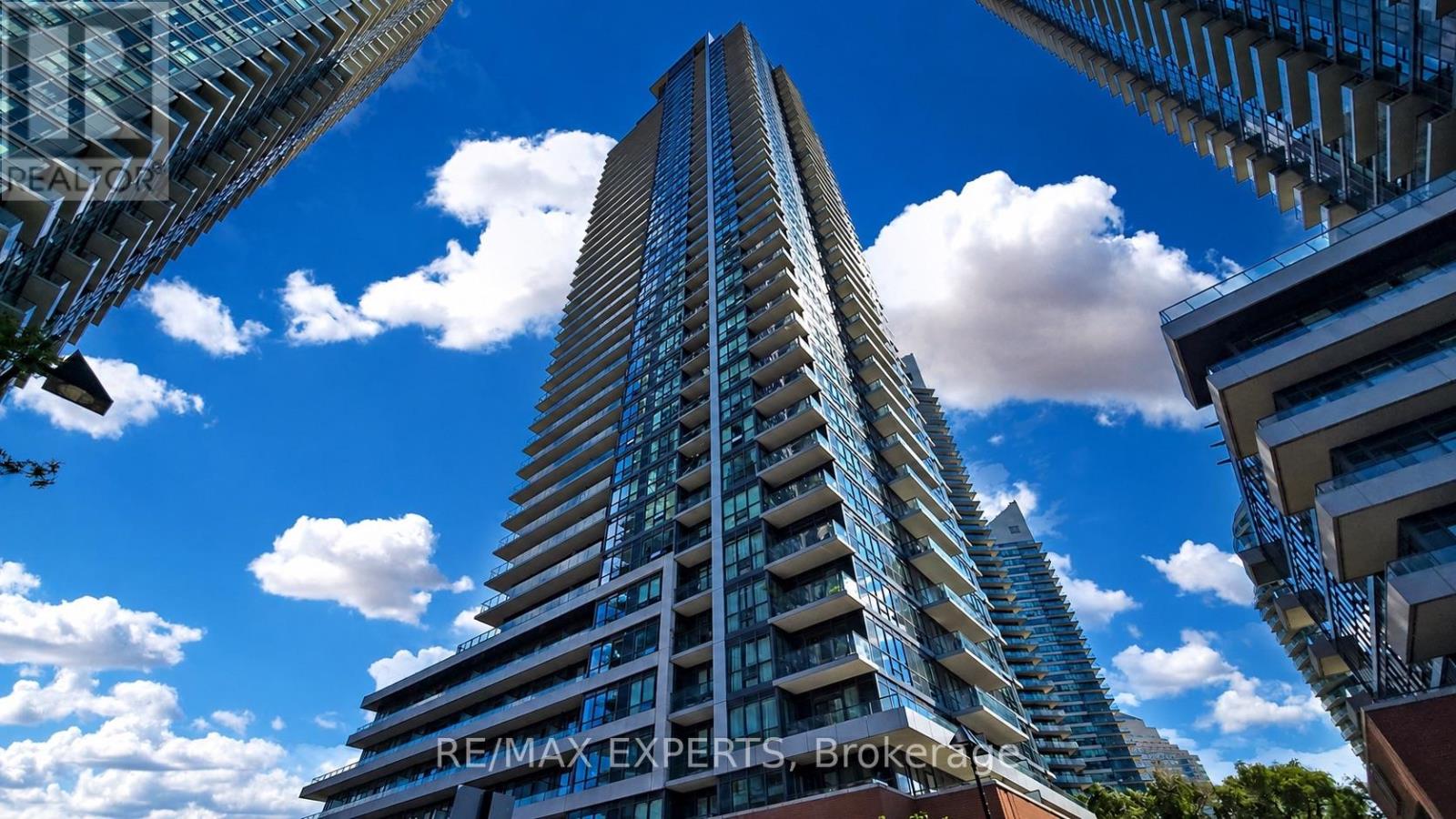 Property for sale at 615 - 2212 LAKESHORE BOULEVARD W