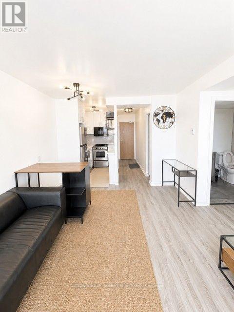 #1201 150 CHARLTON AVENUE - 3