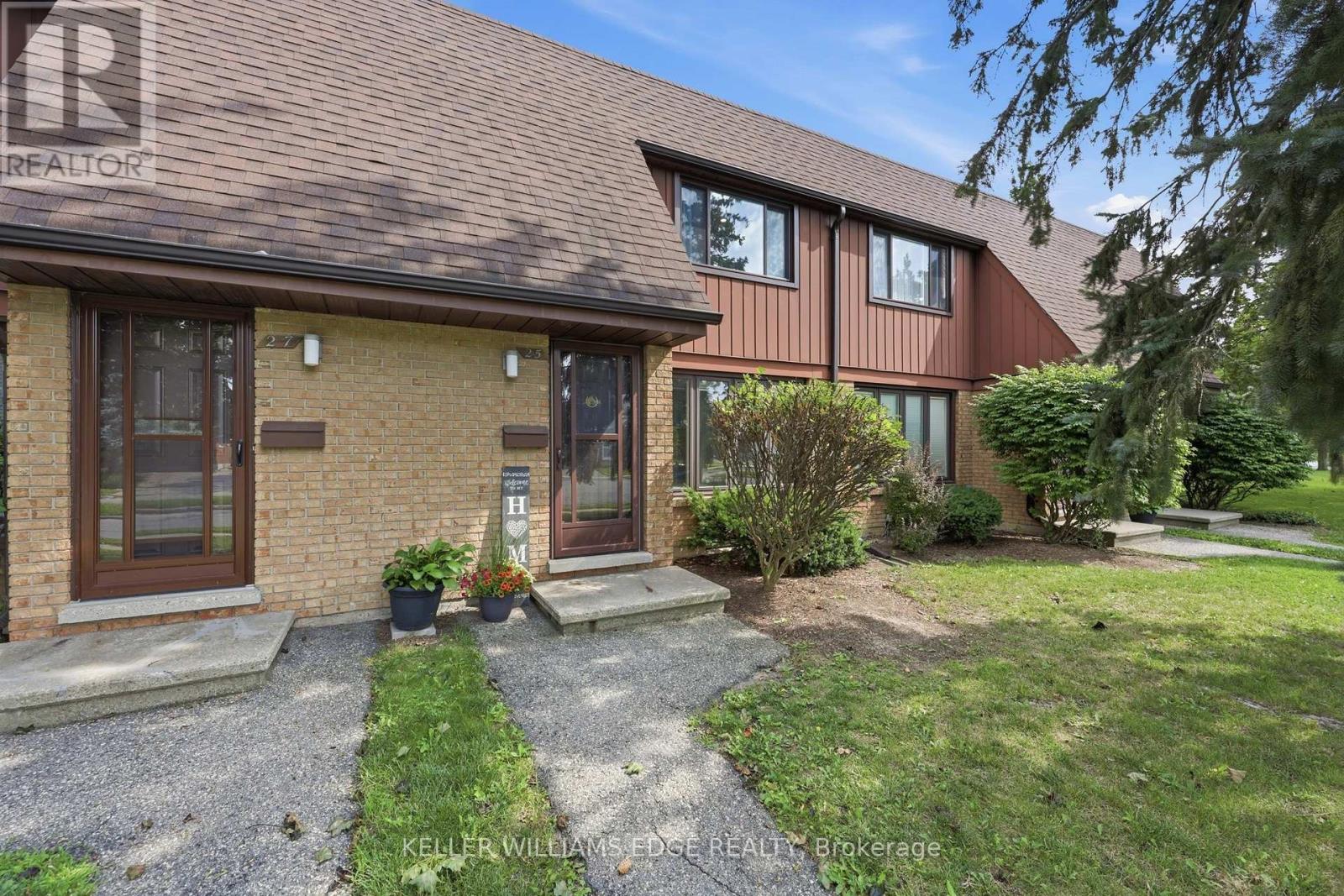 25 FLINT DRIVE - 42