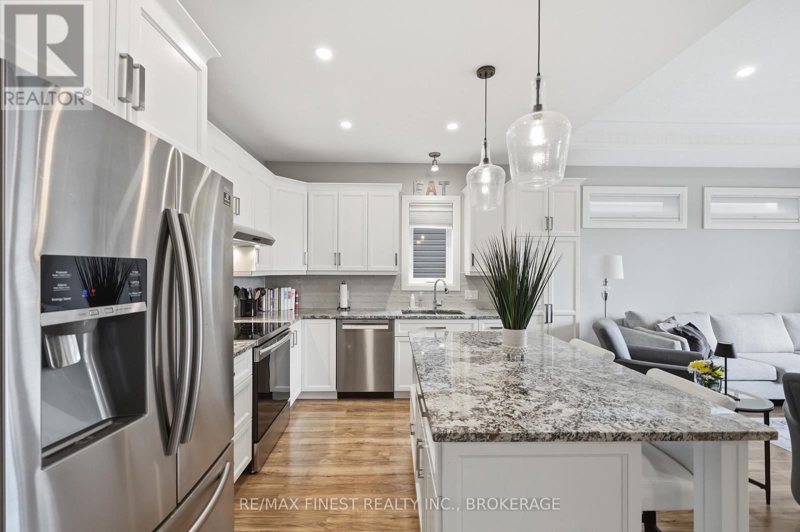 386 NALON ROAD - 10