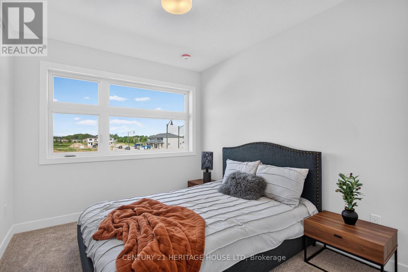 25 KILN LANE E - 24